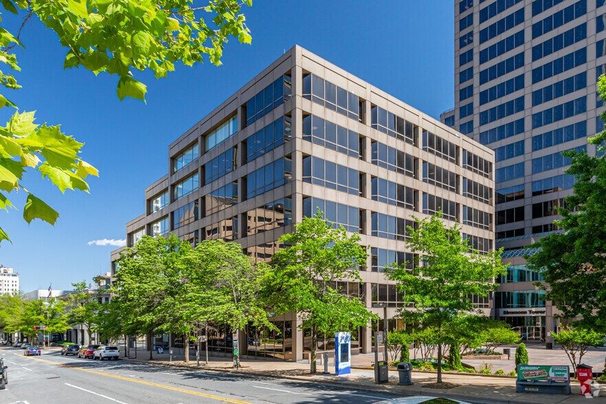 Primary Photo Of 401 W Capitol Ave, Little Rock Medical For Lease
