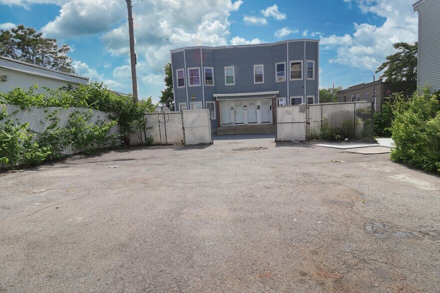 More Photos Of 324-326 Broadway, Lawrence Office Residential For Sale