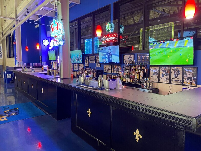 More Photos Of 190 Birch St, Lewiston Theater Concert Hall For Sale