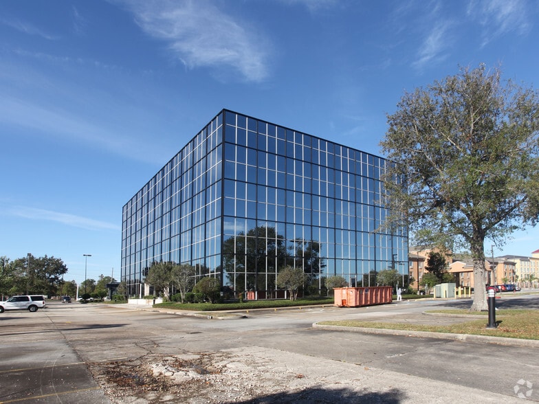 More Photos Of 2439 manhattan Blvd, Harvey Office For Lease