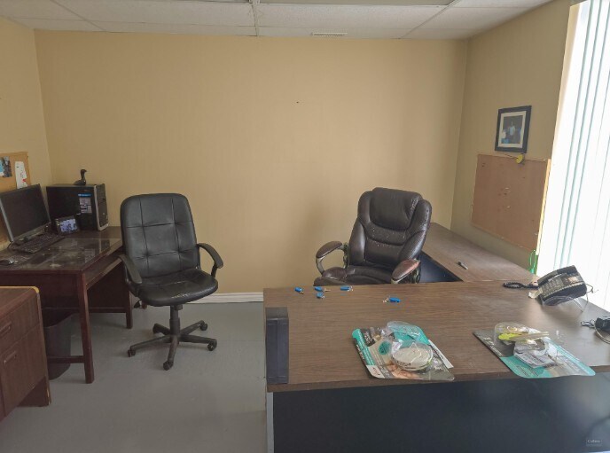 More Photos Of 509 Gray Av, Saskatoon Warehouse For Lease