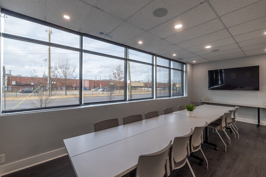 More Photos Of 4701 Avenue V, Birmingham Coworking Space