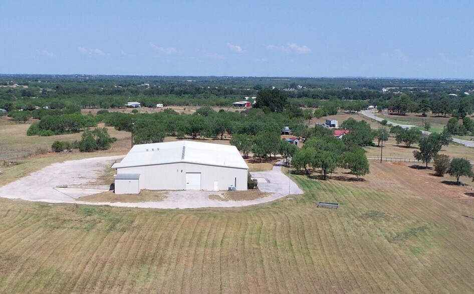More Photos Of 1371 FM 1346, La Vernia Warehouse For Sale