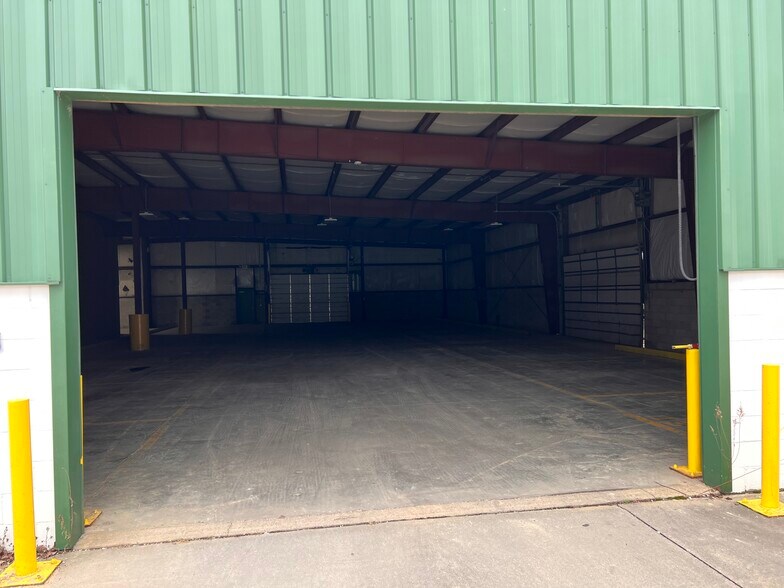 More Photos Of 28 Kenton Lands Rd, Erlanger Warehouse For Lease