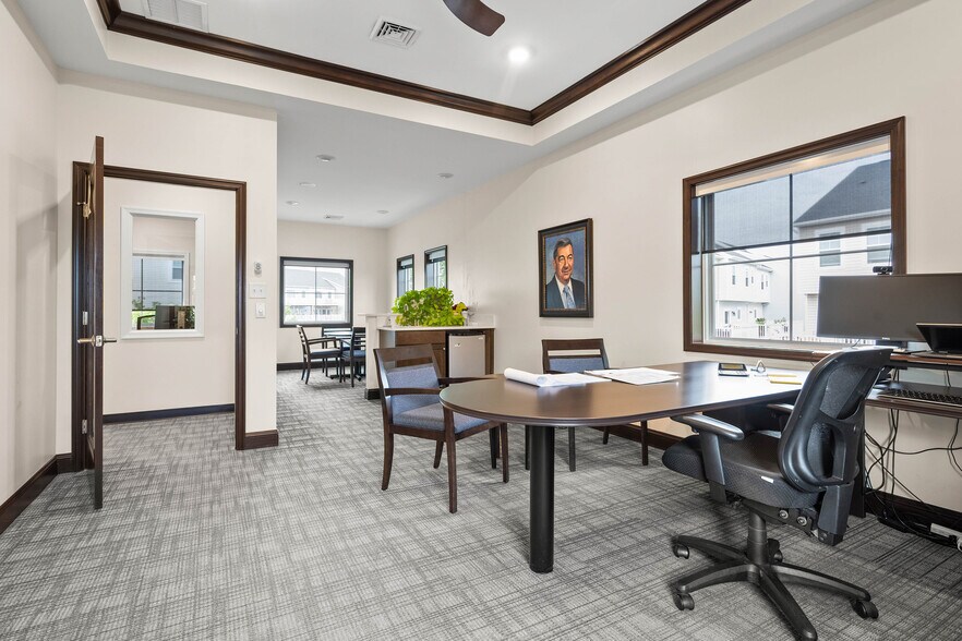 More Photos Of 12800 Hospitality Way, Ocean City Office For Sale