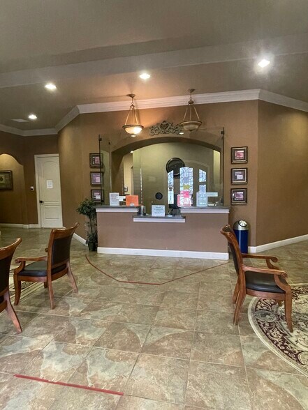 More Photos Of 1314 E Sonterra Blvd, San Antonio Medical For Lease