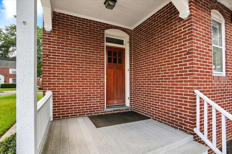 More Photos Of 27 S 34th St, Camp Hill Office For Lease