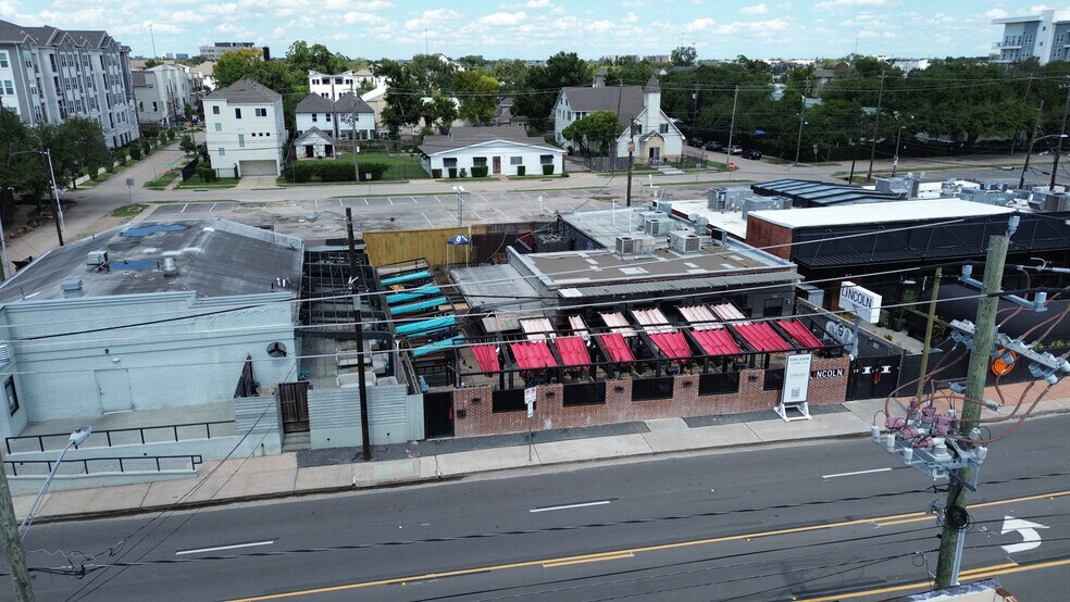 More Photos Of 5110 Washington Ave, Houston Storefront For Lease