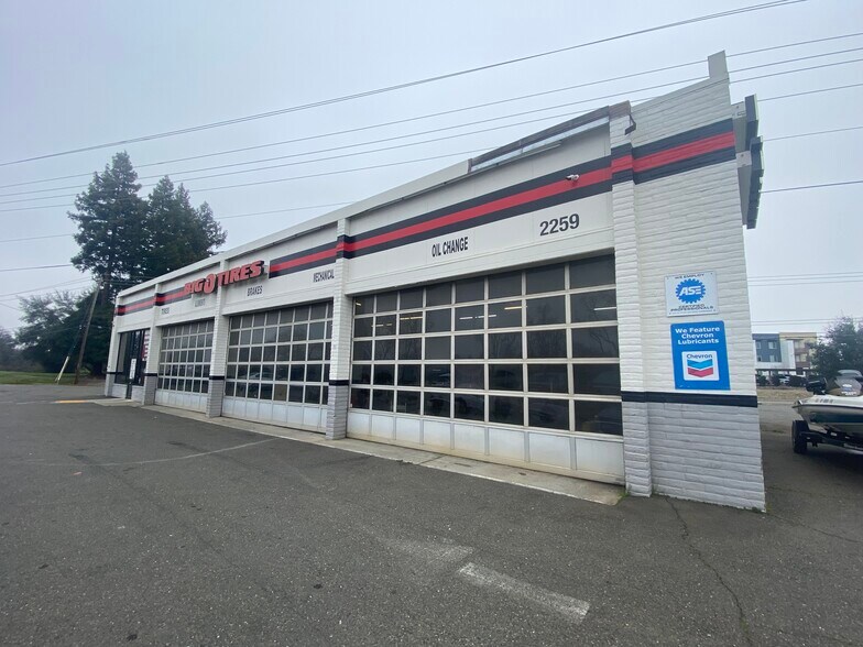 Primary Photo Of 2259 Sunrise Blvd, Rancho Cordova Auto Repair For Lease