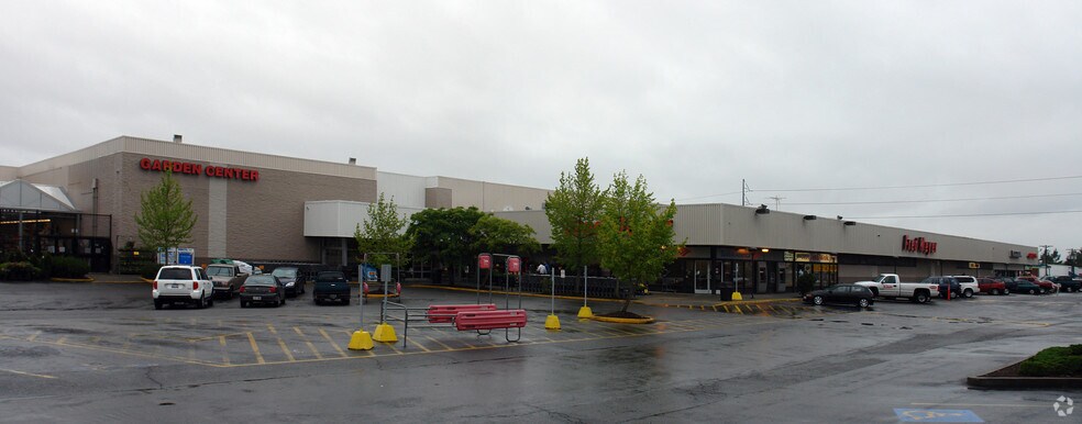 More Photos Of 7250 Pacific Ave, Tacoma Freestanding For Lease