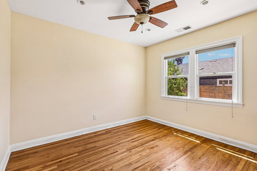 More Photos Of 3378 N Mountain View Dr, San Diego Apartments For Sale