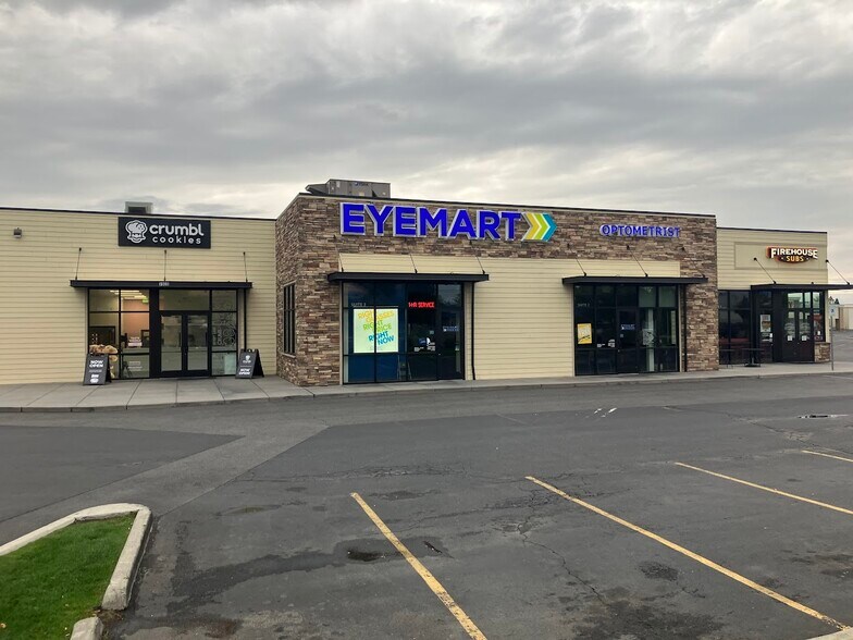 More Photos Of 7808 N Division St, Spokane General Retail For Lease