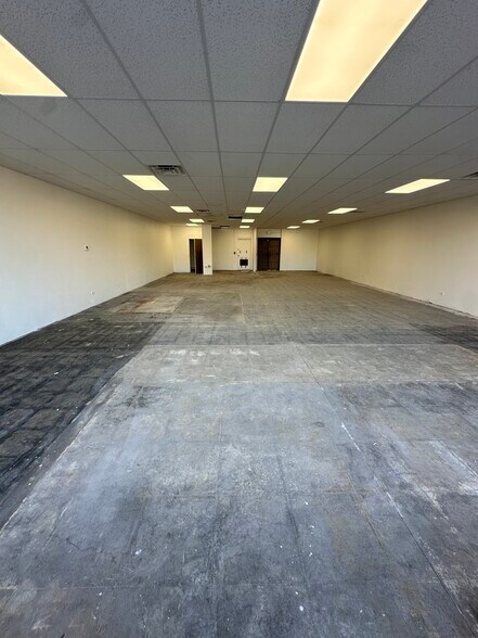 More Photos Of 10890 E Dartmouth Ave, Denver Unknown For Lease
