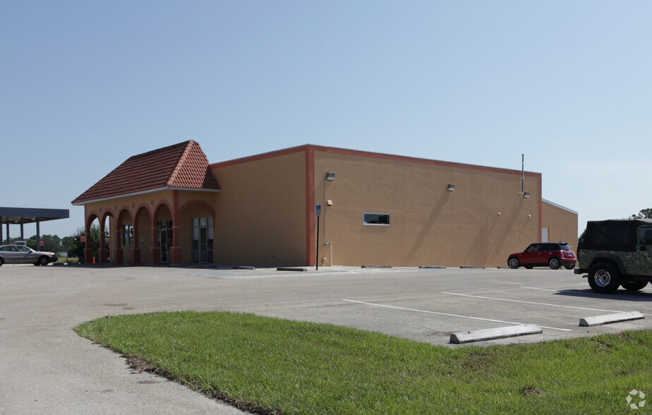 More Photos Of 1830 S Sr-29, LaBelle Convenience Store For Lease