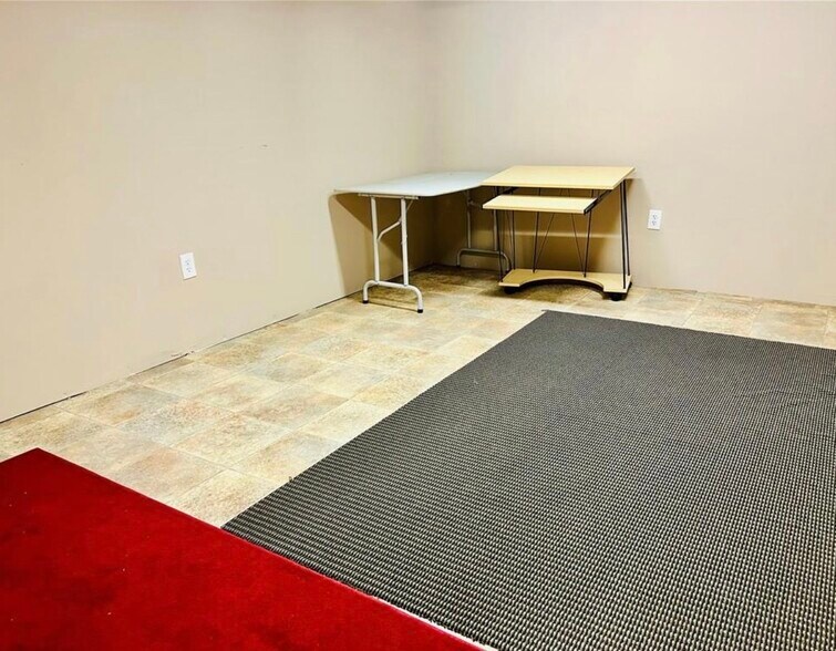 More Photos Of 10475 Medlock Bridge Rd, Johns Creek Storefront For Sale