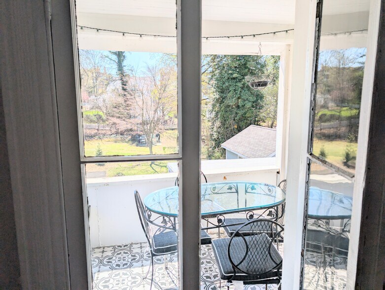 More Photos Of 59 Franklin St, Morristown Medical For Sale