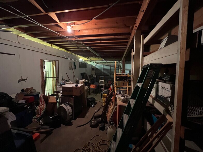 More Photos Of 430 N General McMullen Dr, San Antonio Auto Repair For Sale