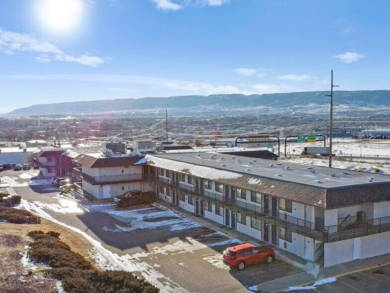 More Photos Of 1150 Wilkins Cir, Casper Hotel For Sale