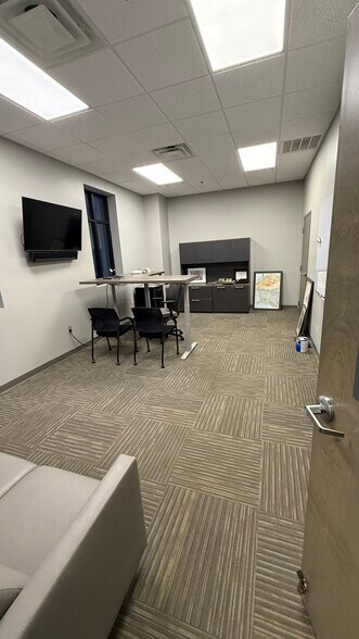 More Photos Of 5463 Watkins St, College Dale Industrial For Lease