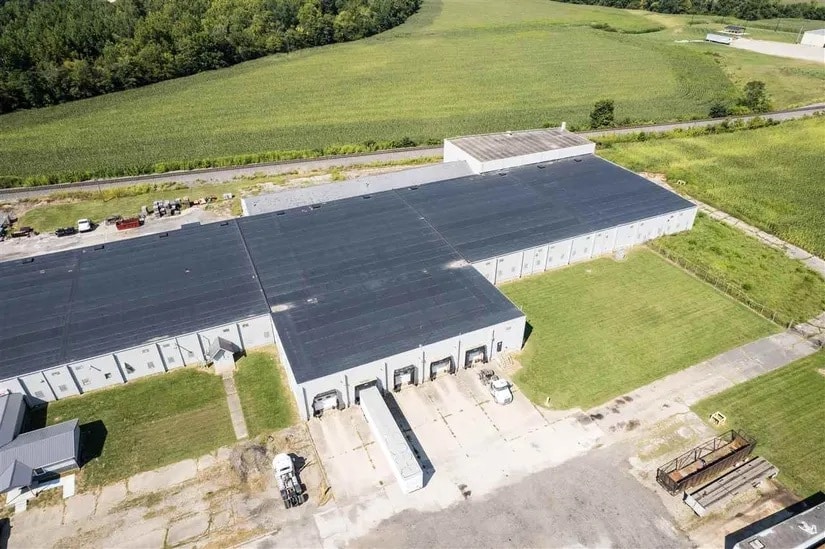 More Photos Of 1400 W Madison Ave, Connersville Warehouse For Lease