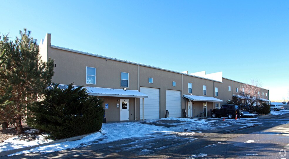 More Photos Of 21 Bisbee Ct, Santa Fe Warehouse For Sale