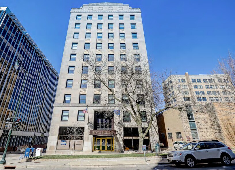 More Photos Of 122 W Washington Ave, Madison Loft Creative Space For Lease