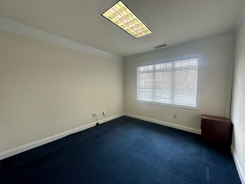 More Photos Of 3790 Holcomb Bridge Rd, Norcross Medical For Sale