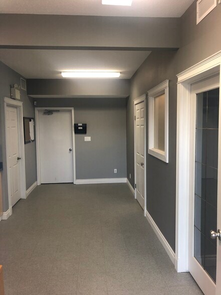 More Photos Of Unit 8 7471 Edgar Industrial bend, Red Deer Industrial For Lease