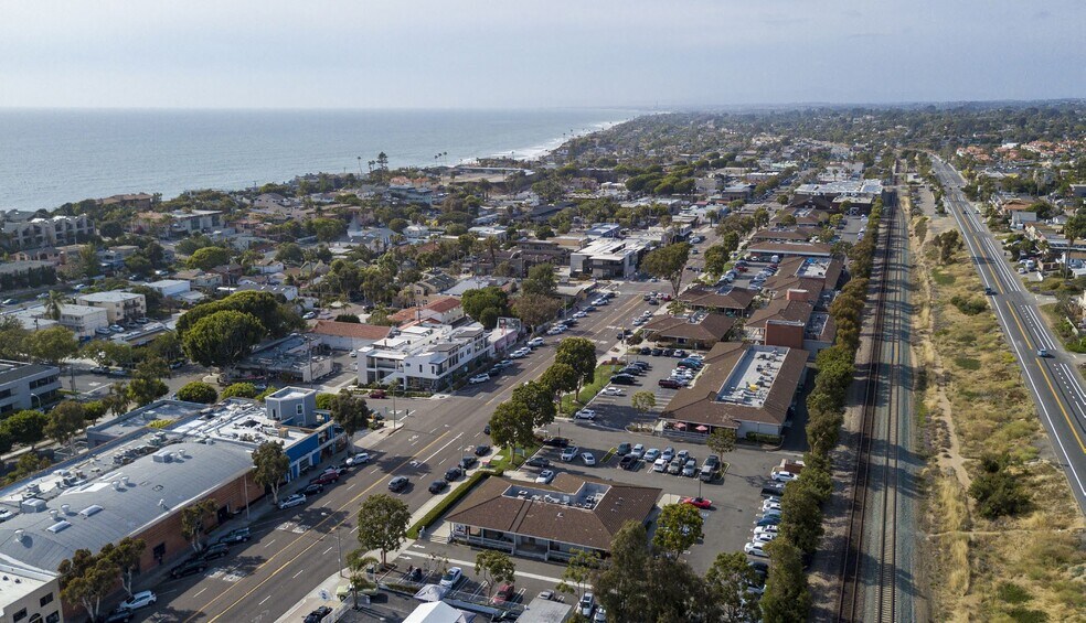 Primary Photo Of 701-1031 S Coast Hwy 101, Encinitas Unknown For Lease