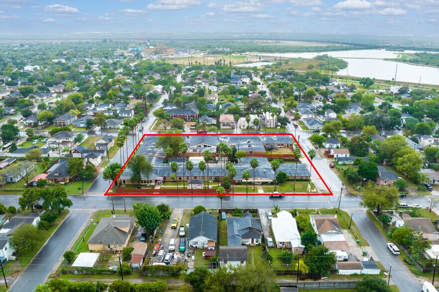 More Photos Of 1415 W Washington St, Brownsville Healthcare For Sale