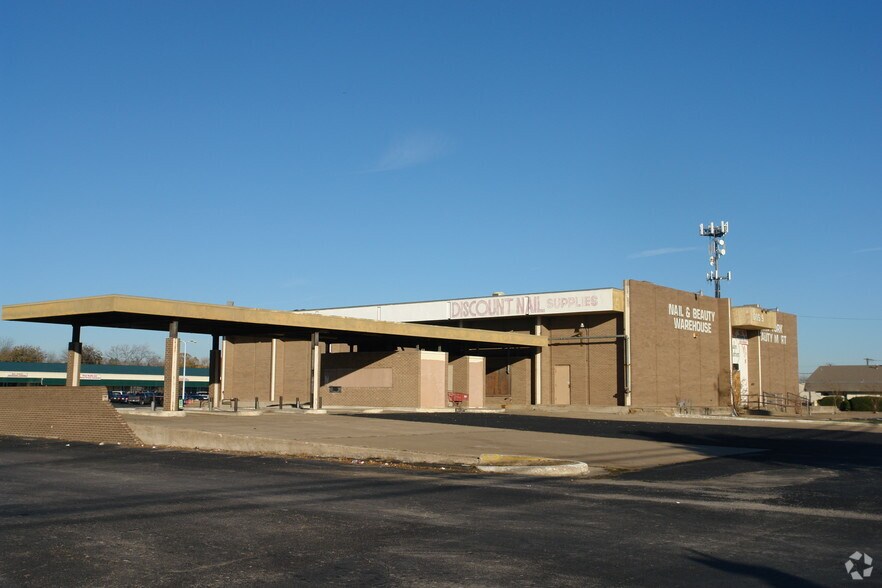 More Photos Of 1502-1540 New York Ave, Arlington Unknown For Lease