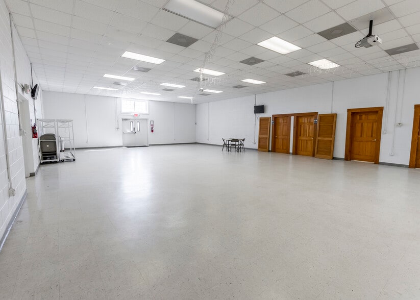 More Photos Of 1667 Cartersville Rd, Cartersville Flex For Sale