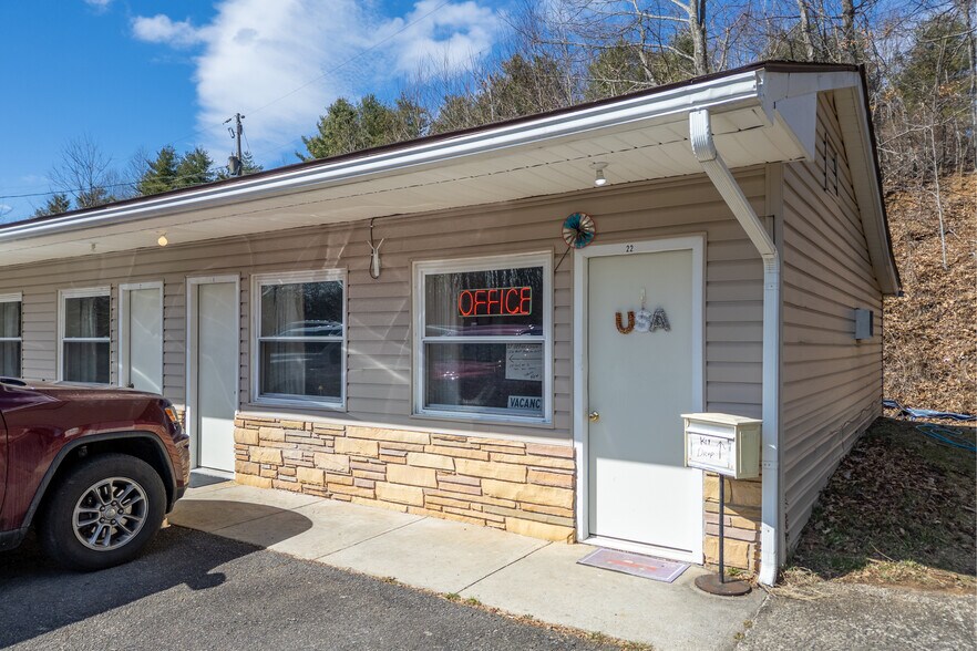 More Photos Of 2295 Jeb Stuart Hwy, Meadows Of Dan Hotel For Sale