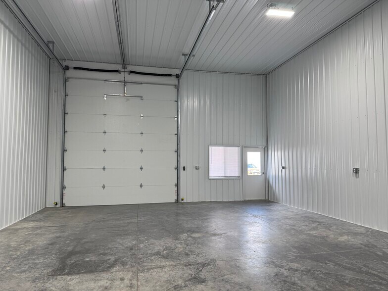 More Photos Of 200 Greenfield Dr, Tiffin Industrial For Sale