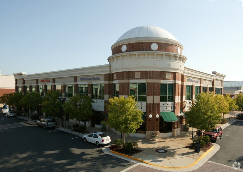 More Photos Of 11880-11950 Grand Commons Ave, Fairfax Unknown For Lease