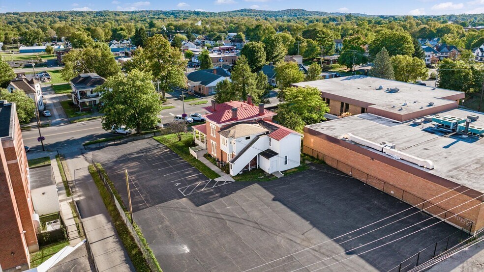More Photos Of 126 W Church St, Newark Office Residential For Sale