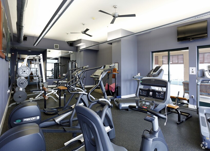 More Photos Of 505 Tennessee St, Memphis Multifamily For Sale