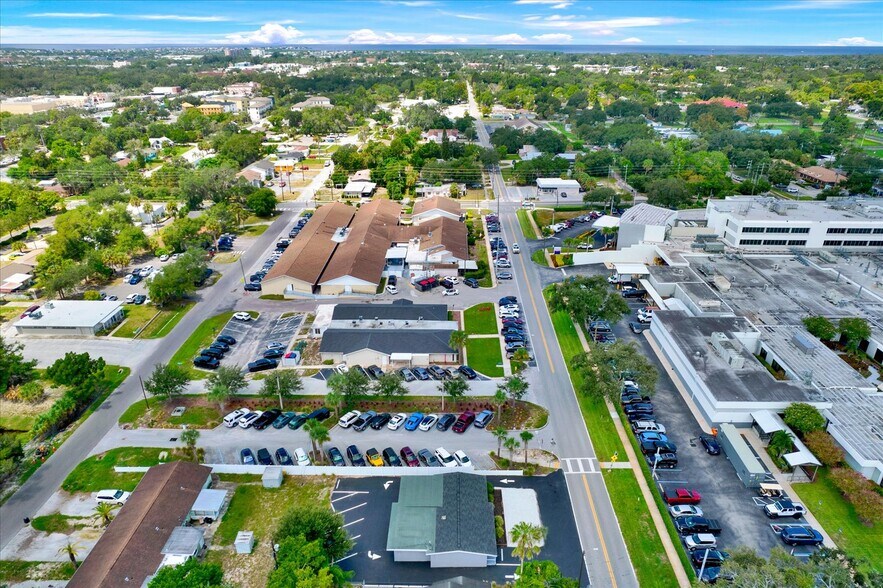 More Photos Of 6102 Indiana Ave, New Port Richey Office For Sale