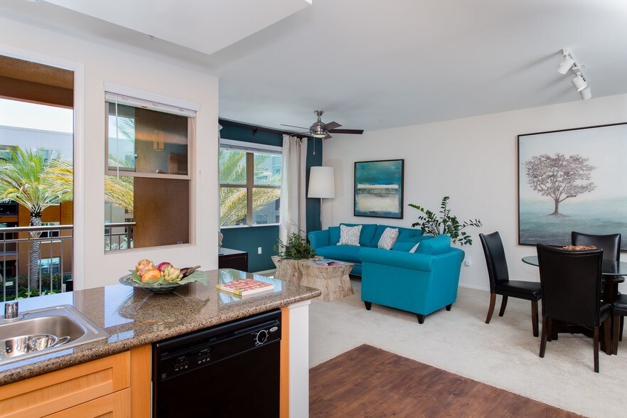 More Photos Of 700 S Myrtle Ave, Monrovia Apartments For Lease