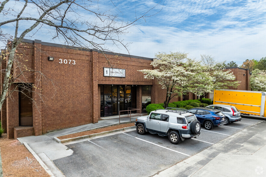 Primary Photo Of 3073 McCall Dr, Doraville Distribution For Lease