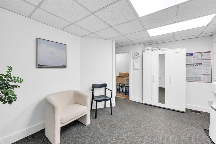 More Photos Of 63 S Main St, Natick Medical For Sale