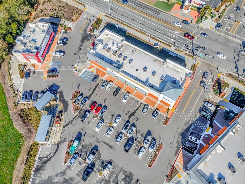 More Photos Of 999 Main St, Watsonville Unknown For Lease