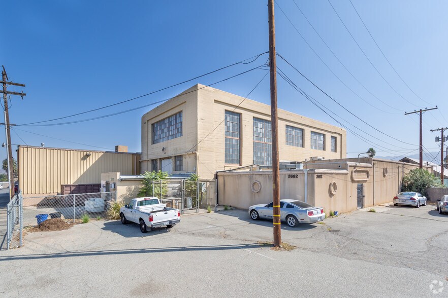 More Photos Of 2525 Main St, Riverside Manufacturing For Sale