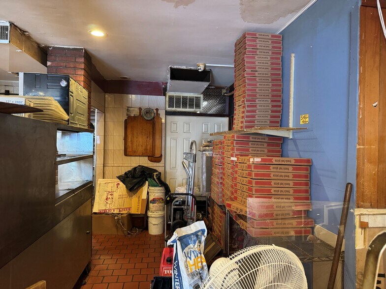 More Photos Of 3824 Dyre Ave, Bronx Storefront Retail Residential For Sale