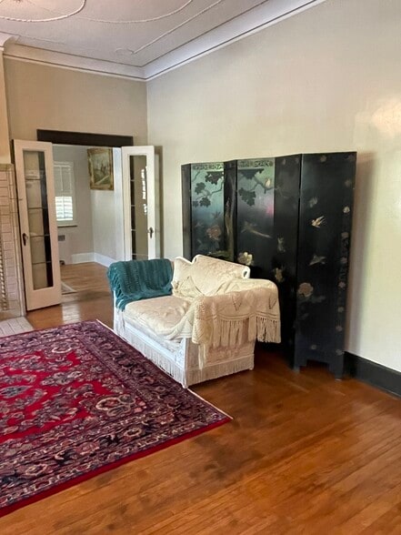 More Photos Of 445 Ludlow Ave, Cincinnati Apartments For Sale