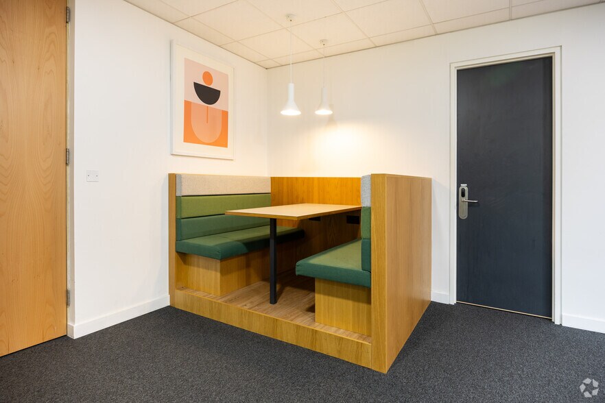 More Photos Of 3 The Drive, Great Warley Coworking Space