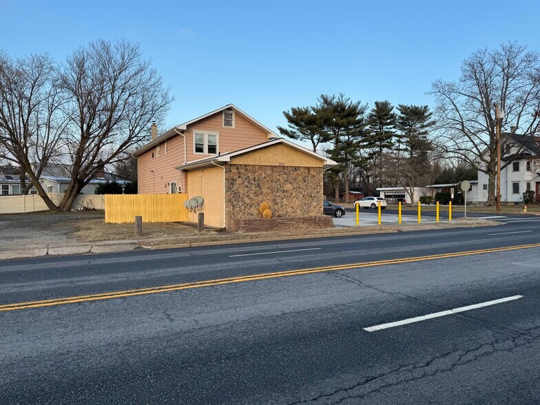 More Photos Of 220 W White Horse Pike, Berlin Apartments For Sale