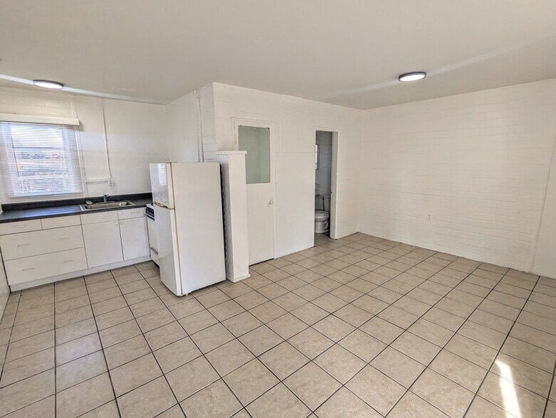 More Photos Of 2027 E Benson Hwy, Tucson Apartments For Sale
