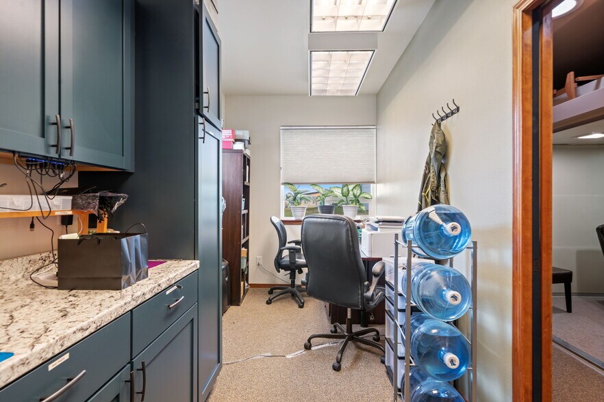 More Photos Of 538 N 5th Ave, Sequim Medical For Sale