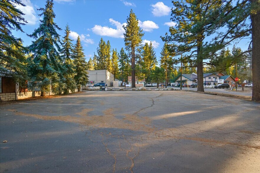 More Photos Of 337 W Big Bear Blvd, Big Bear City Restaurant For Sale